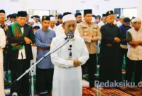 Polres Barru bersama jamaah Masjid Agung Nurul Iman menggelar salat gaib untuk korban bencana di Aceh, Sumut, Sumbar, dan erupsi Semeru.