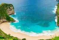 Video Asusila WNA di Pantai Kelingking Viral, Polisi Turun Tangan Lakukan Penyelidikan