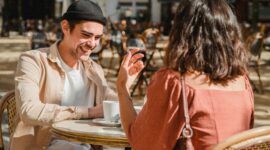 Hal yang Dapat Membuat Cowok Ilfeel Saat First Date