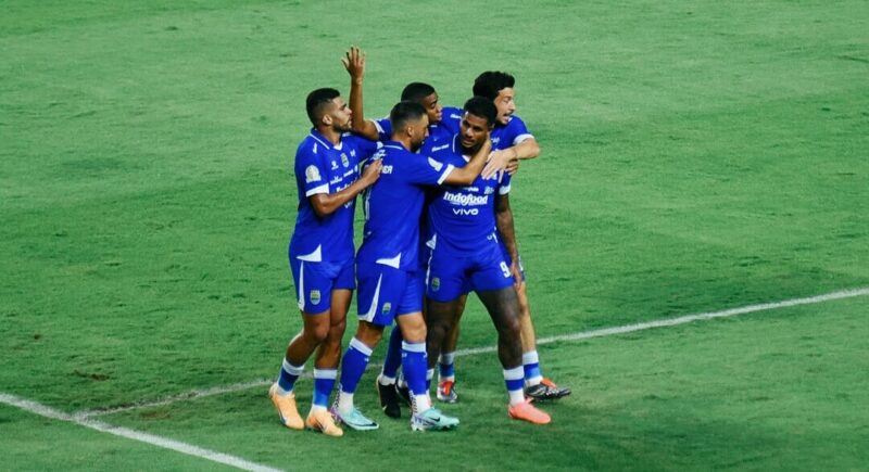 Simak jadwal pertandingan Persib Bandung dari bulan Januari hingga Februari 2026 lengkap. (Foto: Instagram @persib)