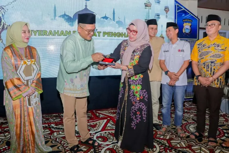 Bupati Barru Resmikan Rujab Kapolres di Sela Buka Puasa Bersama