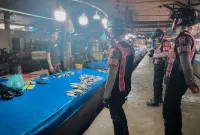 Polisi Barru Sambangi Pusat Keramaian, Keamanan Jadi Prioritas