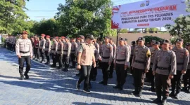 Polres Barru Gelar Apel Pergeseran Pasukan Pengamanan TPS Pilkades 2026