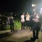 Saat Malam Kian Larut, Polisi Barru Menyapa Warga dalam Patroli Dialogis