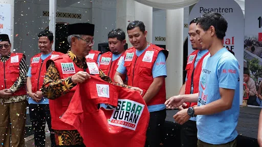 SEBAR 103 RIBU AL-QUR’AN DI SUMATERA, SENYUM BAHAGIA SANTRI JADI BUKTI NYATA MANFAAT WAKAF!