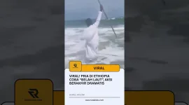 Viral! Pria di Ethiopia Coba “Belah Laut”, Aksi Berakhir Dramatis