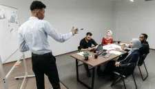 Ciri Orang yang Tidak Cocok Dijadikan Pemimpin