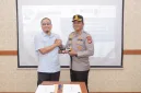 Kapolres Barru AKBP Ananda Fauzi Harahap menandatangani MoU bersama manajemen PLTU Barru dalam rangka penguatan pengamanan Objek Vital Nasional (Obvitnas).