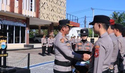 PENGABDIAN DAN PRESTASI BERBUAH MANIS, KAPOLRES BARRU BERI APRESIASI