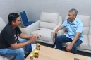 DOC: (Foto: Redaksiku.com) Andi Mukhtar saat menjelaskan hadiah umrah dalam program pemutihan pajak kendaraan di Barru