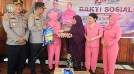 Hari Bhayangkara, Kapolres Barru Bawa Senyum ke Anak Panti