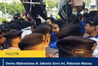 Demo Mahasiswa di Jakarta Sore Ini, Ratusan Massa Diadang Polisi di Semanggi saat Menuju Patung Kuda