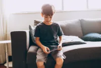 Bahaya Screen Time yang Berlebih pada Anak