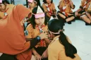 Ilustrasi. Ketahui perbedaan wali asuh dan wali asrama Sekolah Rakyat agar memahami sistem pendampingan serta pengelolaan kehidupan siswa. (Foto: Unsplash)