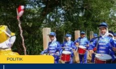 Heboh! 5 Fakta Prabowo Beri Alat Drumben SDN Sukabumi