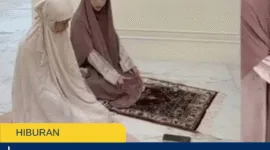 Banjir Pujian! 5 Momen Celine Evangelista Ajari Anak Wudhu dan Salat