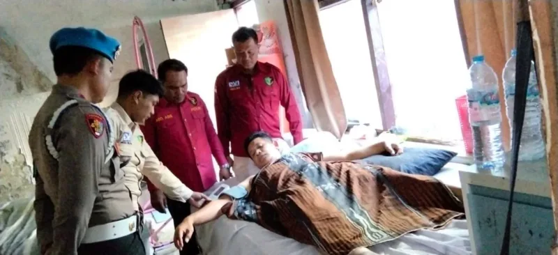 Home Visit Sidokkes, Kondisi AIPTU Munir Kian Membaik Pascabedah