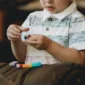 15 Ciri Anak Autisme yang Perlu Diketahui Orang Tua Sejak Dini
