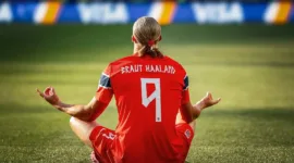 Ikat Rambut Erling Haaland Viral di Piala Dunia 2026, Ini Alasannya  ‎