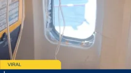 Pesawat Ryanair Mendarat Darurat, Jendela Kabin Lepas