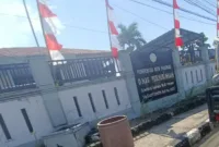 Dalam LHP, BPK mencatat pembayaran biaya transportasi sebesar Rp54,05 juta belum didukung bukti pengeluaran riil sesuai ketentuan. Temuan tersebut berkaitan dengan pertanggungjawaban administrasi perjalanan dinas.