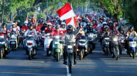 Meriahkan HUT RI, Kapolres Barru Kawal Konvoi Merah Putih