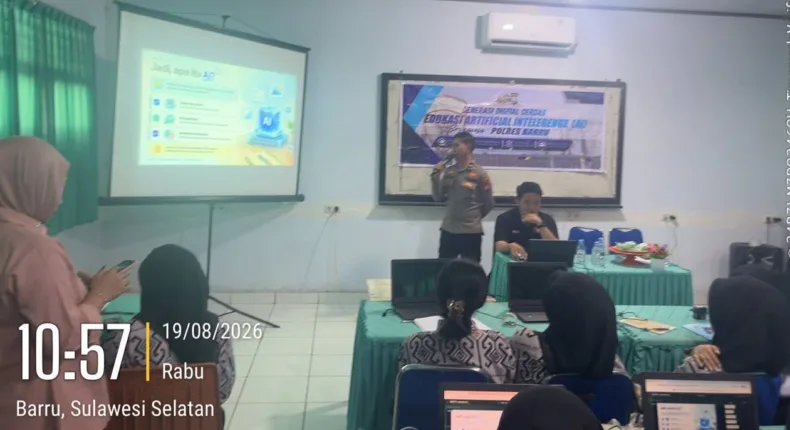 Polisi Ungkap Bahaya AI, Siswa SMKN 1 Barru Diingatkan