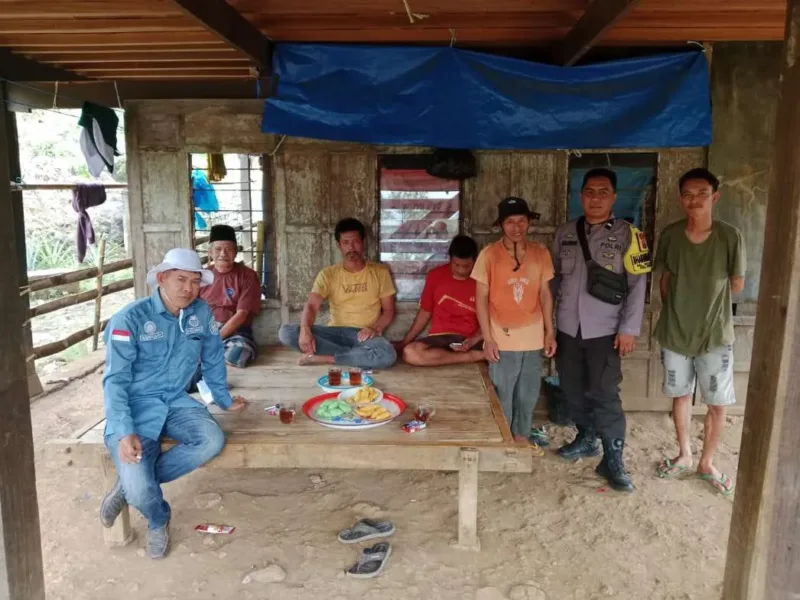 Polsek Pujananting meningkatkan upaya pencegahan kebakaran hutan dan lahan (Karhutla)