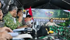 Simak rincian bantuan gempa NTT dari Presiden Prabowo sebesar Rp200 miliar, termasuk pembagian dana untuk provinsi dan delapan kabupaten. (Foto: BPMI Setpres)
