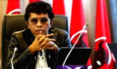 Adian Napitupulu Desak Pemerintah Lindungi Petani Tembakau dan Bawang
