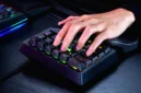 Razer resmi meluncurkan perangkat gaming keypad Tartarus V2 Pro yang dilengkapi 31 tombol dan TMR thumbstick.