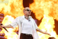 Macklemore Donasikan Rp17 — Rapper Amerika Serikat Macklemore mendonasikan pendapatan dari tur Ed Sheeran untuk bantuan kemanusiaan Palestina.
