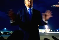 Kebijakan Trump — Donald Trump dalam sorotan terkait kebijakan yang dinilai menekan kebebasan pers dan jurnalis investigasi.