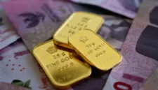 ETF emas kini tersedia di bursa efek Indonesia sebagai instrumen investasi praktis tanpa perlu penyimpanan fisik.