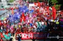 Kalangan buruh secara resmi mengusulkan kenaikan upah minimum 2027 sebesar 7,5 hingga 9,5 persen untuk menjaga daya beli pekerja.