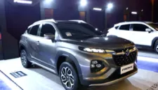 Pasar otomotif nasional kini semakin diramaikan oleh pilihan mobil hybrid di kisaran harga Rp300 jutaan pada September 2026.