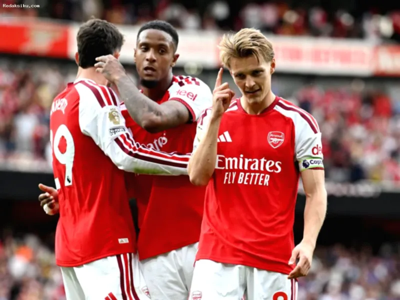 Live Streaming Sunderland — Pemain Arsenal bersiap menghadapi Sunderland di Stadium of Light dalam lanjutan Liga Inggris 2026.