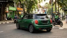 MINI Cooper S resmi hadir di pasar otomotif nasional dengan mesin 2.0L turbo bertenaga 204 HP.