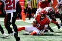 Joe Burrow meredam kekhawatiran pendukung Cincinnati Bengals terkait kondisi kebugarannya usai menjalani latihan terbatas.