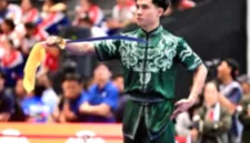 Atlet wushu Seraf Naro Siregar sukses menyumbangkan medali perdana bagi Indonesia di Asian Games 2026.