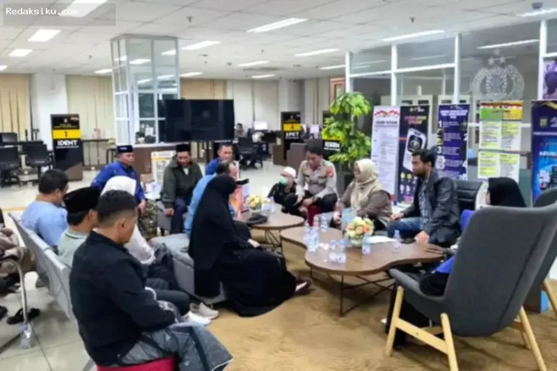 Kemenhaj Ancam Cabut Izin — Kantor Kementerian Haji dan Umrah mengambil langkah tegas terhadap biro perjalanan wisata