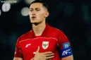 Kapten Timnas Indonesia, Jay Idzes, dipastikan absen di FIFA ASEAN Cup 2026 karena mengalami cedera paha.