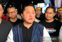 Ketua Umum PSSI Erick Thohir memberikan keterangan pers terkait penyelenggaraan League Cup 2026.