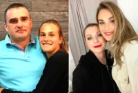 orang tua Aryna Sabalenka — Aryna Sabalenka saat bertanding di lapangan tenis dengan latar belakang profesional
