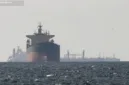 Harga minyak mentah dunia mendekati level US$ 97 per barel akibat dinamika geopolitik Iran-Oman.