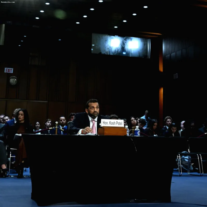 FBI Hentikan Kerja Sama — Direktur FBI Kash Patel menghentikan kerja sama penegakan hukum dengan Kanada terkait dokumen sensitif 9/11.