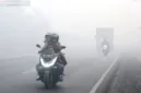 Kabut asap pekat akibat karhutla di Kalimantan memicu lonjakan kasus ISPA dan krisis kesehatan masyarakat.