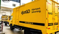 Pengiriman barang dari Jakarta ke Samarinda umumnya membutuhkan waktu 10 hingga 12 hari perjalanan.