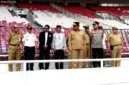 Ribuan anggota The Jakmania menggelar apel siaga untuk menjaga kondusivitas jelang laga Persija melawan Persib.