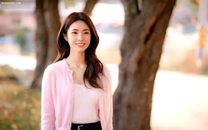 SBS — Aktris Ha Young tampil dalam balutan busana formal di tengah kontroversi silsilah keluarga